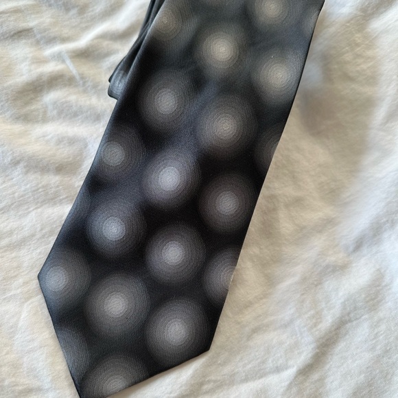 Bundle (3) NWOT Van Heusen, Zylos and Kenneth Roberts men’s ties - Picture 8 of 16